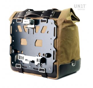 Cult side pannier in waxed cotton with aluminium back plate + stainless steel quick release system and lock