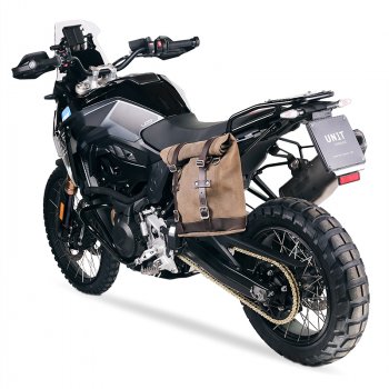 Waxed suede side pannier 10L-14L + Left Subframe BMW F900GS