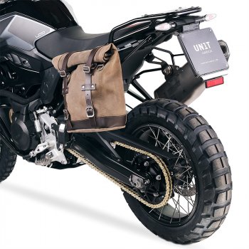 Waxed suede side pannier 10L-14L + Left Subframe BMW F900GS