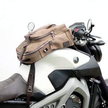 Tank Pannier in Waxed Suede