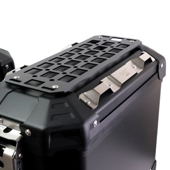 Pair of Atlas aluminium bags 39L+32L