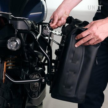 Two Khali side panniers in TPU 35L - 45L + Pair of aluminium plates with KTM frame
