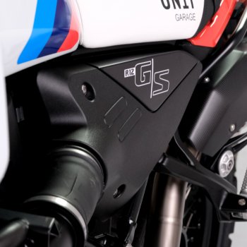 Original black BMW R 12 G/S airbox side panels