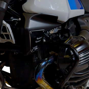 BMW R12 G/S Radiator Side Panels 