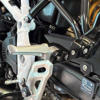 Comfort kit lowered passenger footrests BMW F450GS