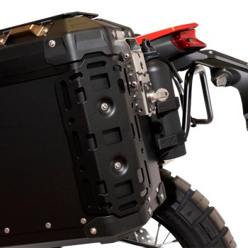 Corner Mounting Plate for Atlas Bags