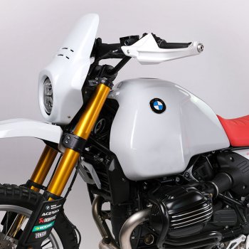 Enlarged fuel tank BMW R12 G/S