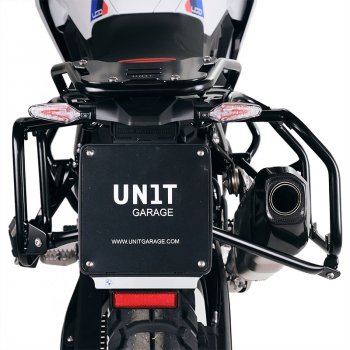 Subframes for aluminum side panniers Atlas BMW F900GS